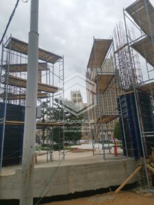 Опалубка для строительства монумента Примакову в Москве